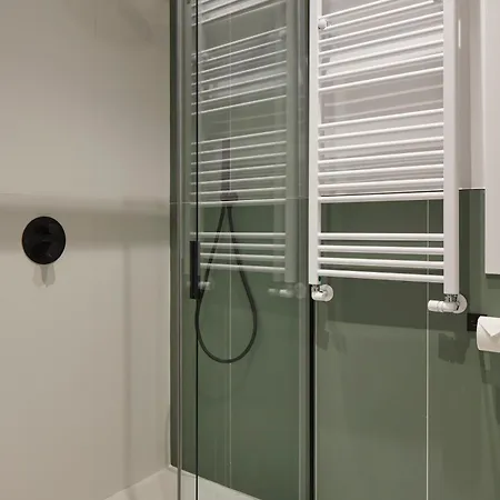 Апартаменти Daira Arena By Feelfree